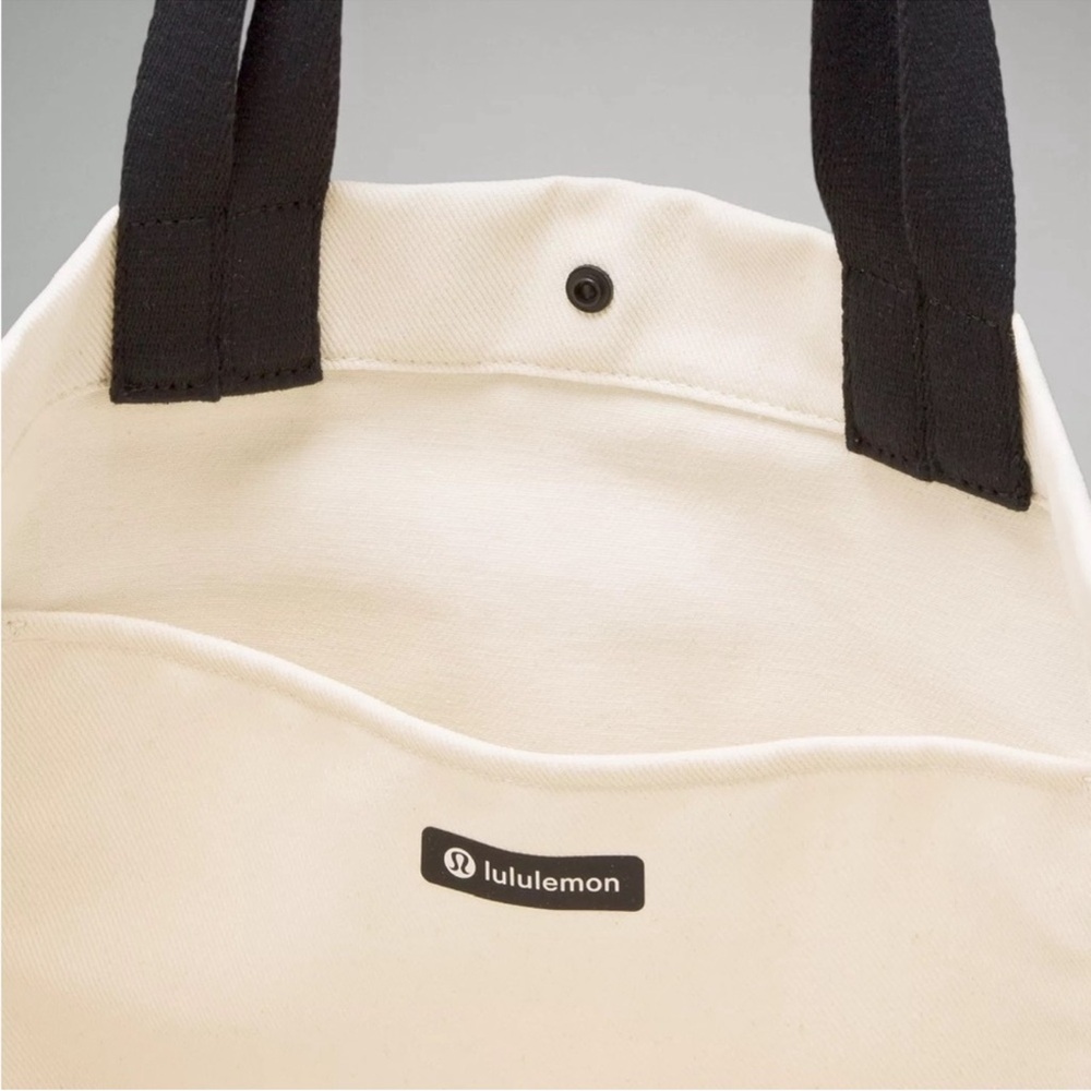 Lululemon Double Handle Canvas Tote - natural black NWT - Picture 2 of 6